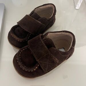Smaller by See Kai Run Toddler Brown Suede Velcro Walker Shoes